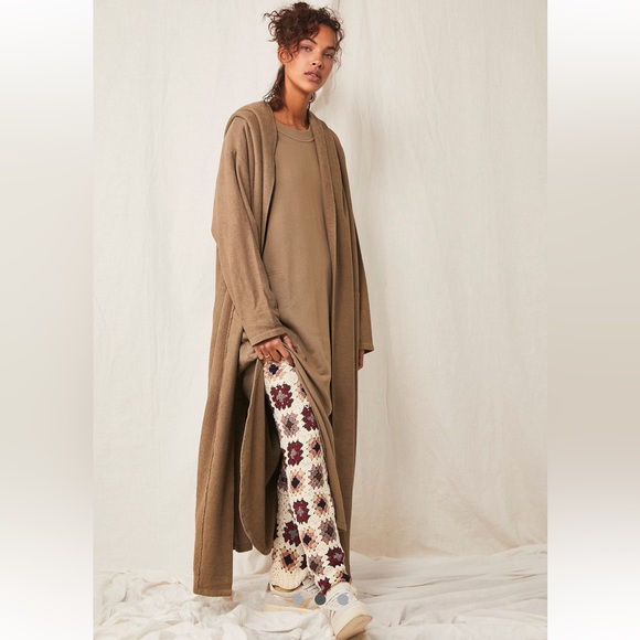 Free People Dresses & Skirts - LIKE NEW Free People Coziest Set Maxi Dress + Maxi Cardigan Cardi Oak Bark Small